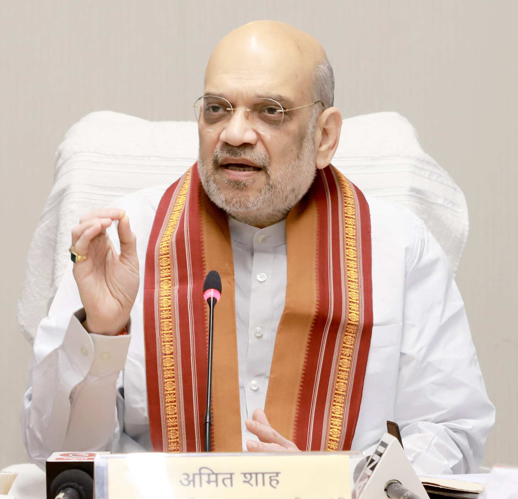 वर्तमान राजनीति में धूमकेतू की तरह उभरता नाम अमित शाह का ; एक शेयर ब्रोकर आज भारतीय राजनीति में बना चाणक्य… वर्तमान राजनीति में धूमकेतू की तरह उभरता नाम अमित शाह का ; एक शेयर ब्रोकर आज भारतीय राजनीति में बना चाणक्य…