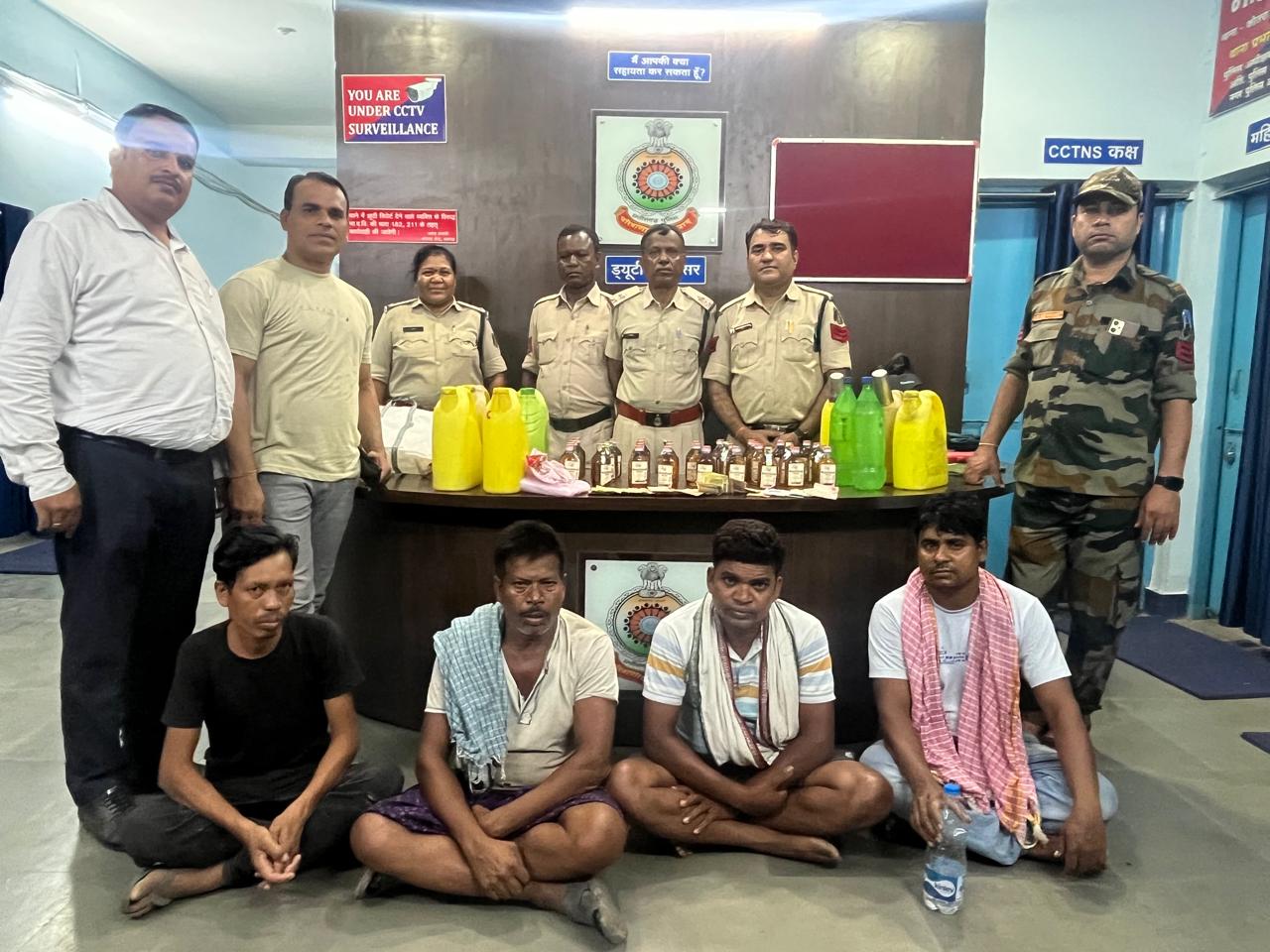 रायगढ़ : अवैध शराब विक्रय पर अंकुश लगाने पुलिस की कार्रवाई जारी…