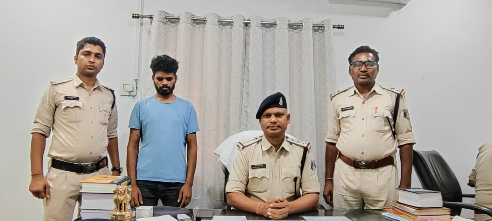 पुसौर : पुलिस ने नाबालिक को भगा ले जाने वाले युवक को गिरफ्तार कर भेजा जेल…