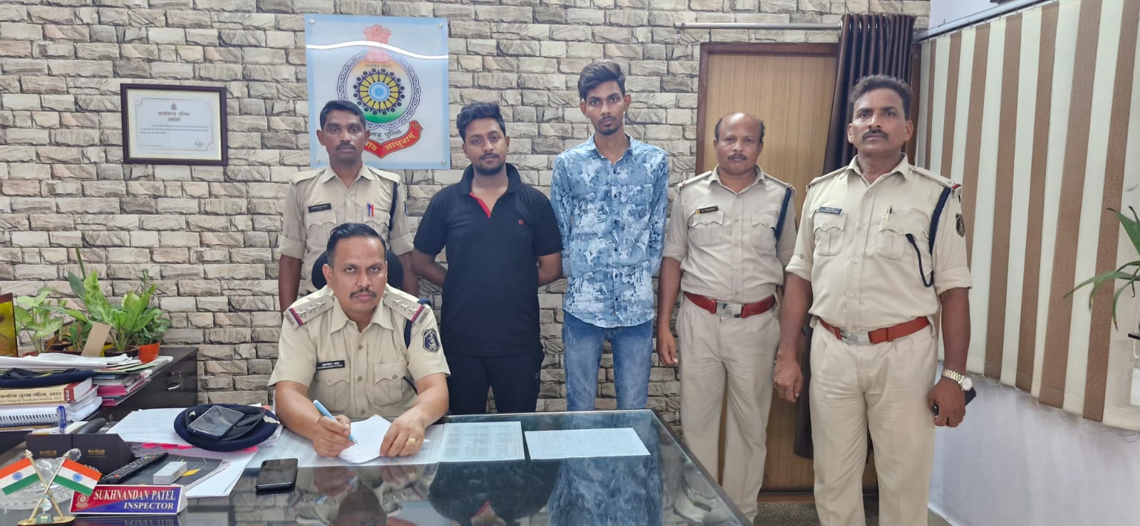 रायगढ़ : पत्रकार पर जानलेवा हमला करने वाले दो आरोपी गिरफ्तार, कोतवाली पुलिस ने हत्या के प्रयास में आरोपियों को भेजा रिमांड पर…