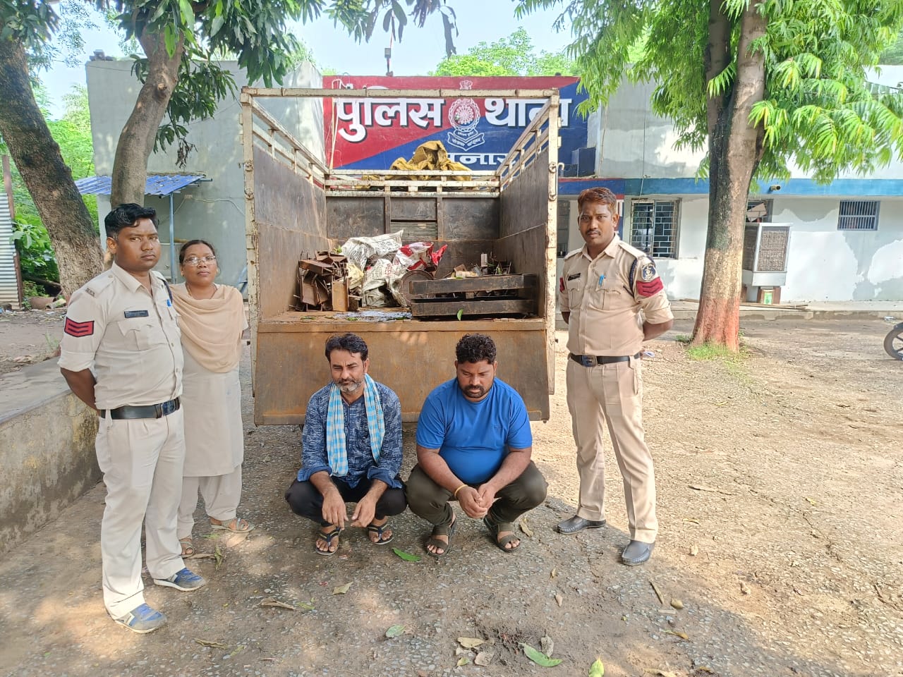 तमनार : पुलिस ने लोहे का ऐंगल, चैनल चुराने वाले दो आरोपियों को किया गिरफ्तार…