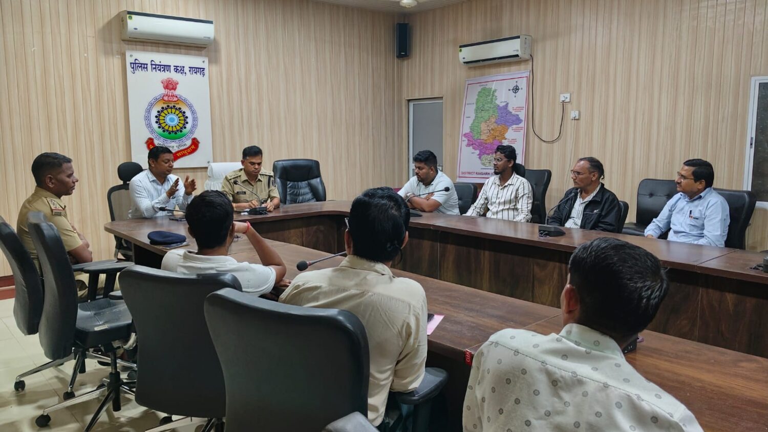 रायगढ़ : सुगम यातायात व्यवस्था एवं बढ़ते हुए सड़क दुर्घटना रोकने   हेतु नवीन दिशानिर्देश जारी…