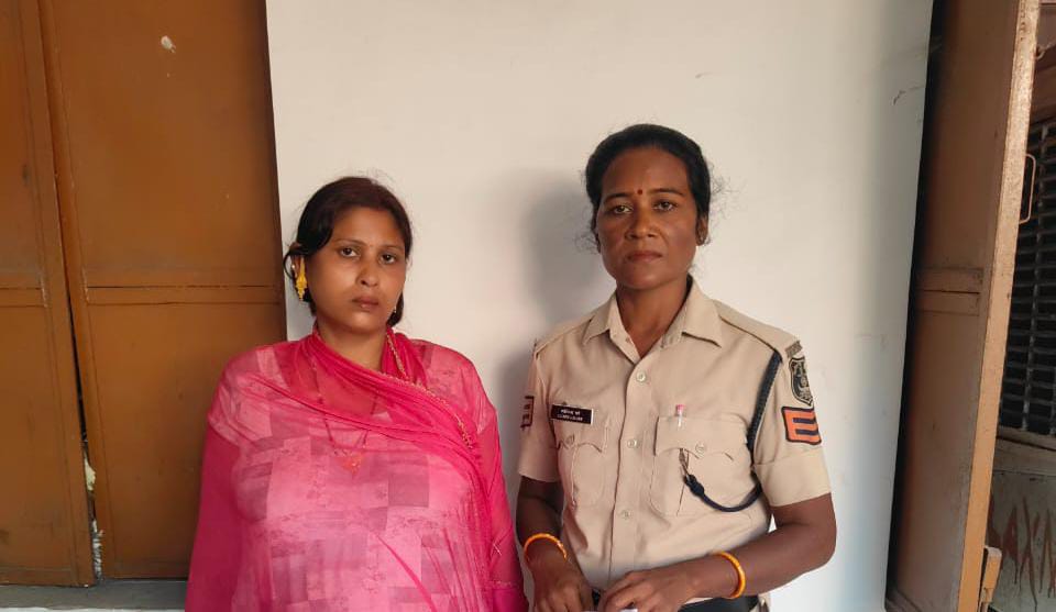 रायगढ़ : गांजा पुड़िया बेचने की शिकायत पर जूटमिल पुलिस की कार्यवाही: महिला पर प्रतिबंधात्मक कार्रवाई…