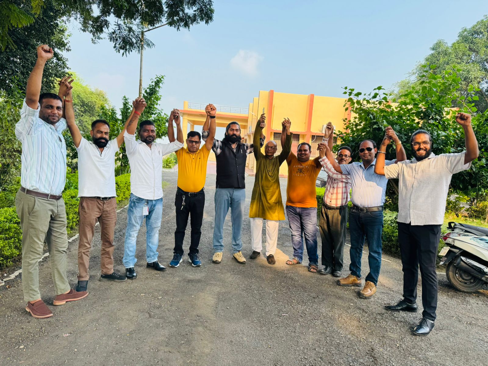 बिलासपुर : राजधानी के तर्ज में अब हर जगह दिखने लगी पत्रकारों की एकता.. बिलासपुर : राजधानी के तर्ज में अब हर जगह दिखने लगी पत्रकारों की एकता..