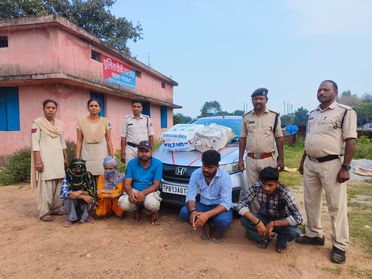 गांजे का बड़ा खेप पुलिस ने धर दबोचा