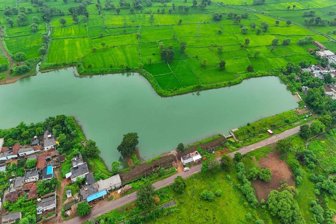छत्तीसगढ़ का सबसे बड़ा ‘अमृत सरोवर’, सिंचित हो रही कई एकड़ भूमि…