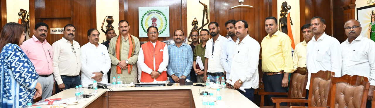 रायपुर : मुख्यमंत्री श्री विष्णु देव साय की संवेदनशील पहल ; समिति प्रबंधकों और कर्मचारियों की हड़ताल समाप्त…