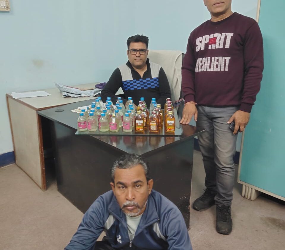 रायगढ़ : शराब तस्कर चढ़ा कोतरारोड़ पुलिस के हत्थे,आरोपी से 52 पाव देशी, अंग्रेजी शराब जप्त…