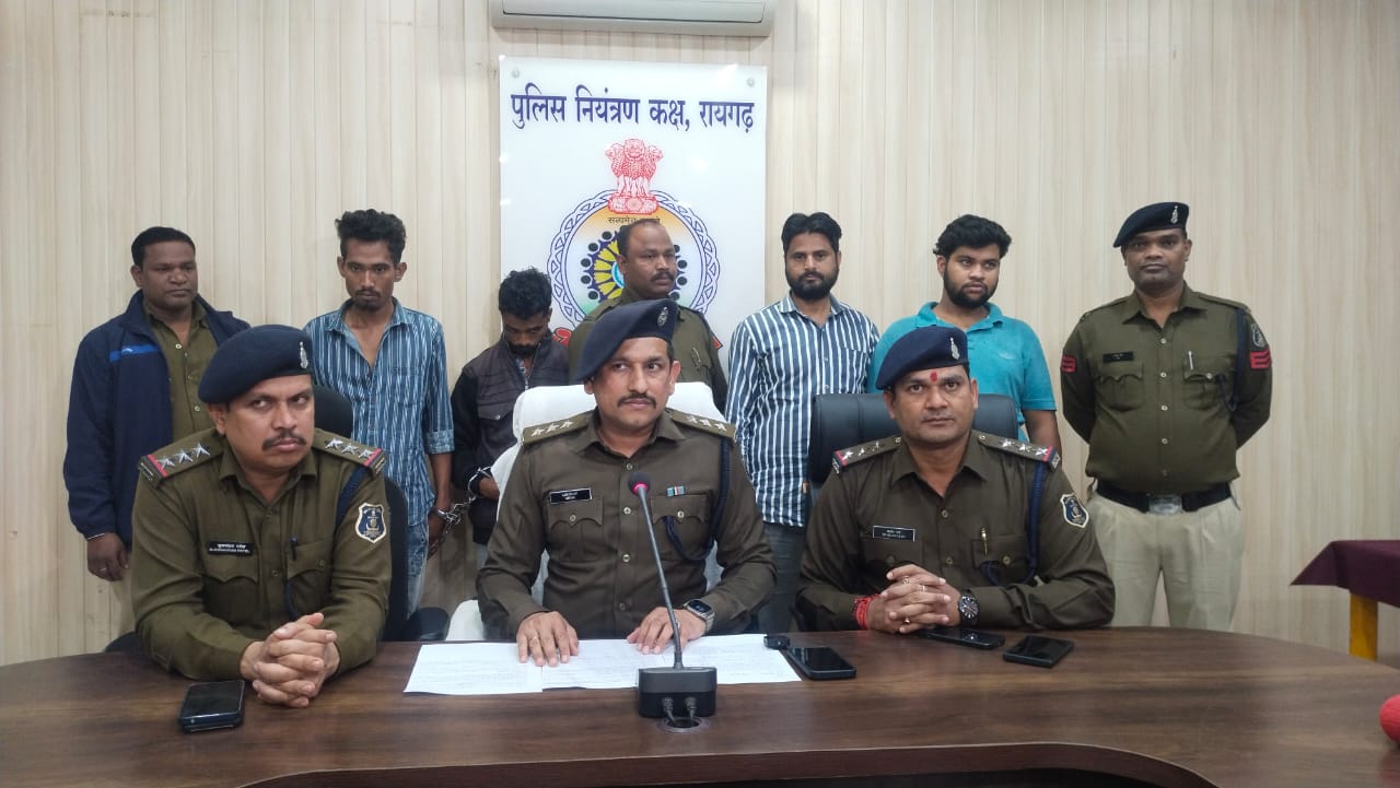 रायगढ़ : चक्रधरनगर पुलिस की कार्यवाही में दो शातिर चोर और दो कबाड़ी गिरफ्तार, डेढ़ लाख के स्पेयर पार्ट्स समेत ₹5 लाख की संपत्ति जब्त…