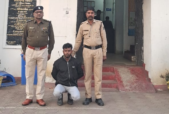 रायगढ़ : सोशल मीडिया से शुरू हुई दोस्ती, शादी का झांसा बना फांस…