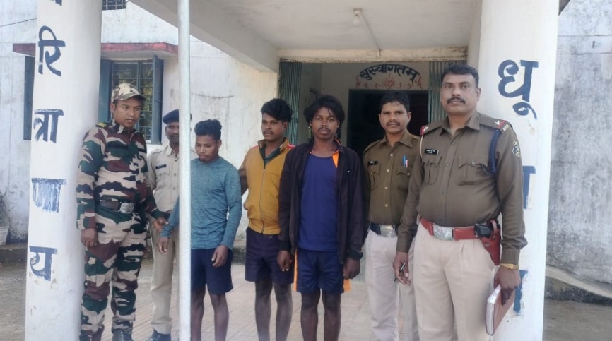 जशपुर : पुलिस ने अंधे कत्ल की एक और गुत्थी का 36 घंटो में कर दिया पर्दाफास, मनोवैज्ञानिक तरीके से पूछताछ पर आरोपियों ने कबूला अपराध…