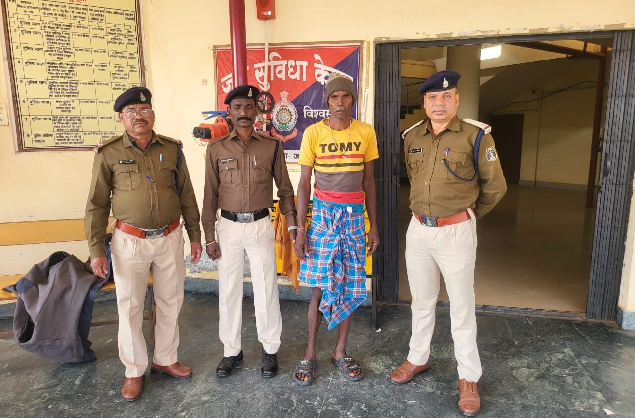 जशपुर : गौतस्कारो के खिलाफ पुलिस का “आपरेशन शंखनाद” लगातार जारी…