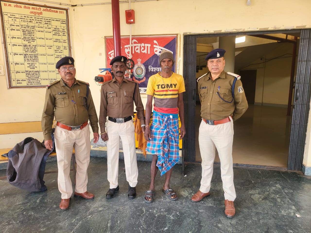 जशपुर : गौतस्कारो के खिलाफ पुलिस का “आपरेशन शंखनाद” लगातार जारी…