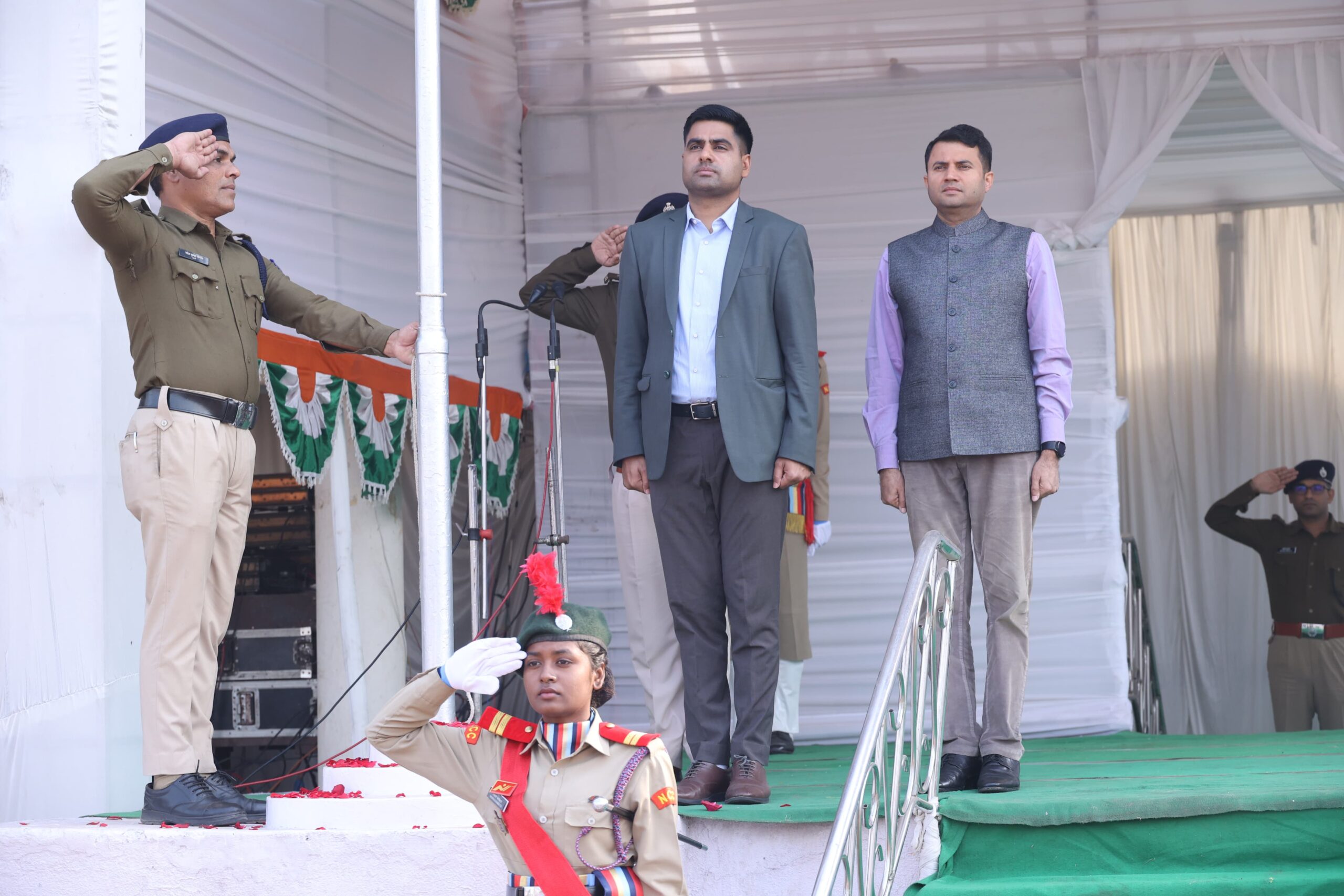 रायगढ़ में गणतंत्र दिवस समारोह की फुल ड्रेस रिहर्सल संपन्न, कलेक्टर ने तैयारियों का लिया जायजा…