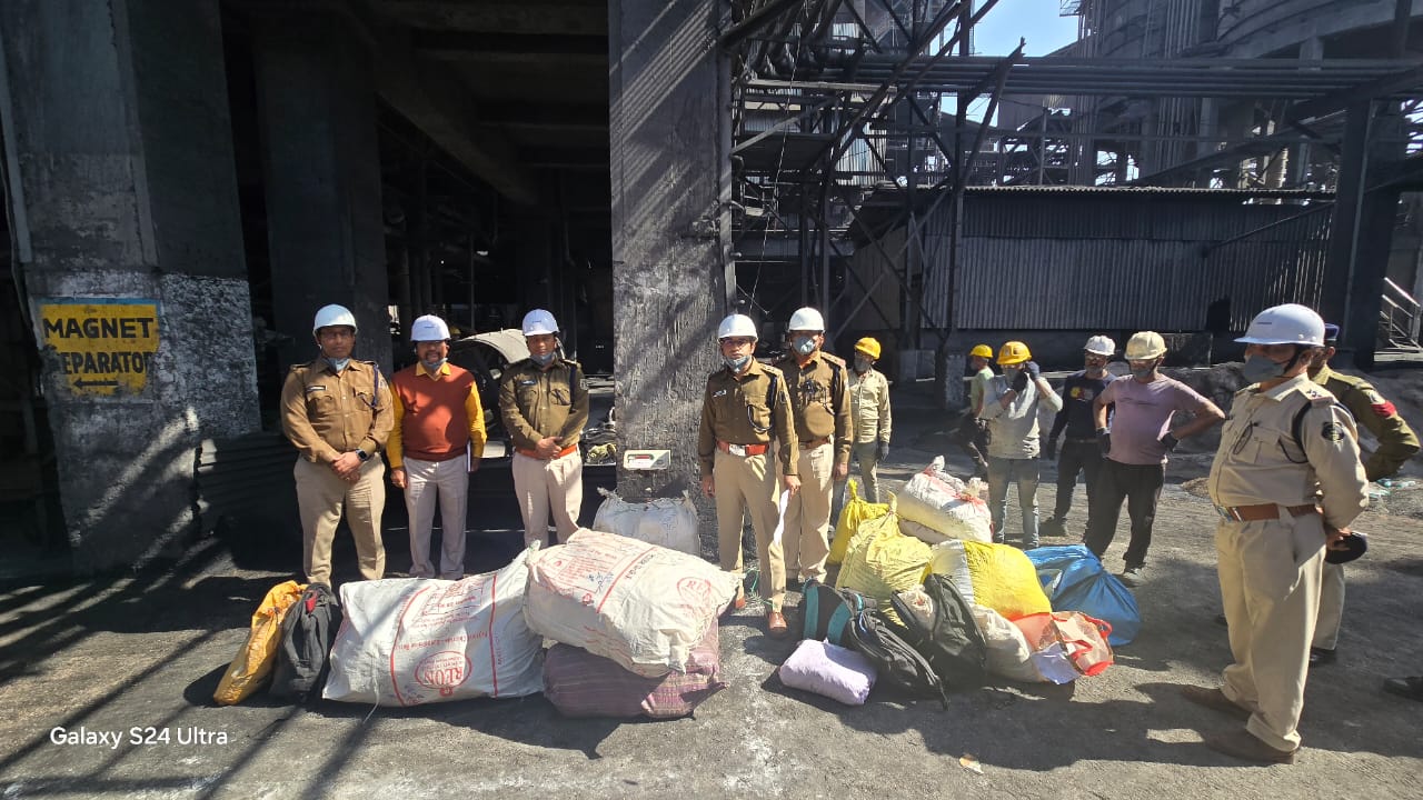 रायगढ़ : मादक पदार्थों का बड़े पैमाने पर नष्टिकरण, 422 किलो गांजा समेत नशीली दवाएं जलाई गईं…