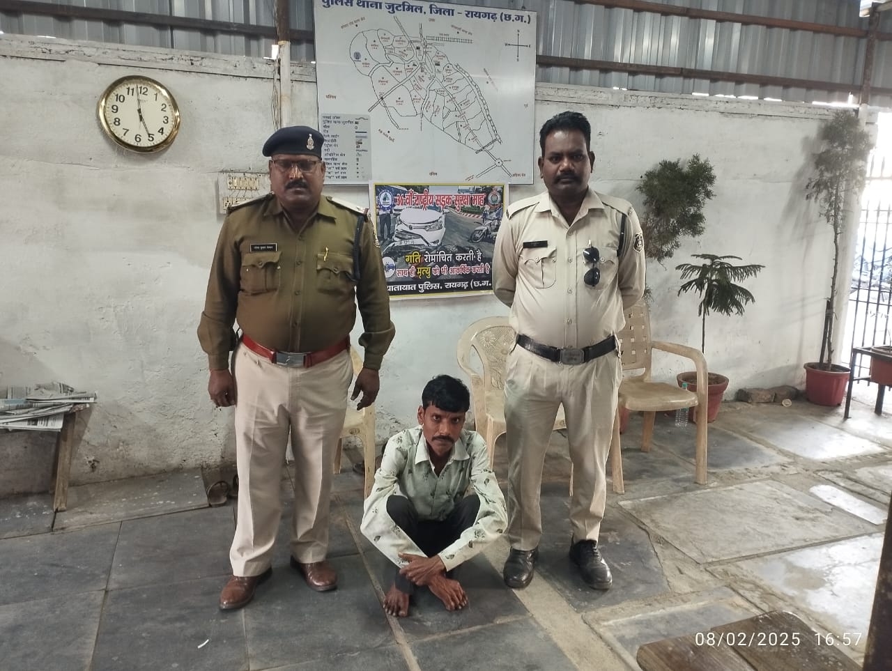 रायगढ़ : ऑनलाइन सट्टे के खिलाफ जूटमिल पुलिस की बड़ी कार्रवाई, एक आरोपी गिरफ्तार, मोबाइल और नकदी जब्त…