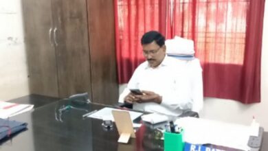 सूरजपुर : रिटायरमेंट से महज 14 दिन पहले रिश्वतखोरी में फंसे जिला शिक्षा अधिकारी, ACB ने रंगे हाथों दबोचा…