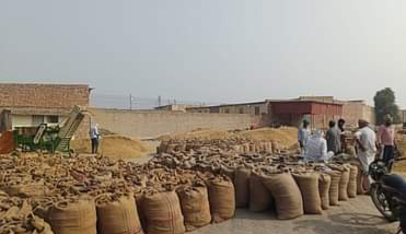 धान खरीदी में 23 लाख की गड़बड़ी, केंद्र प्रभारी और ऑपरेटर पर FIR…