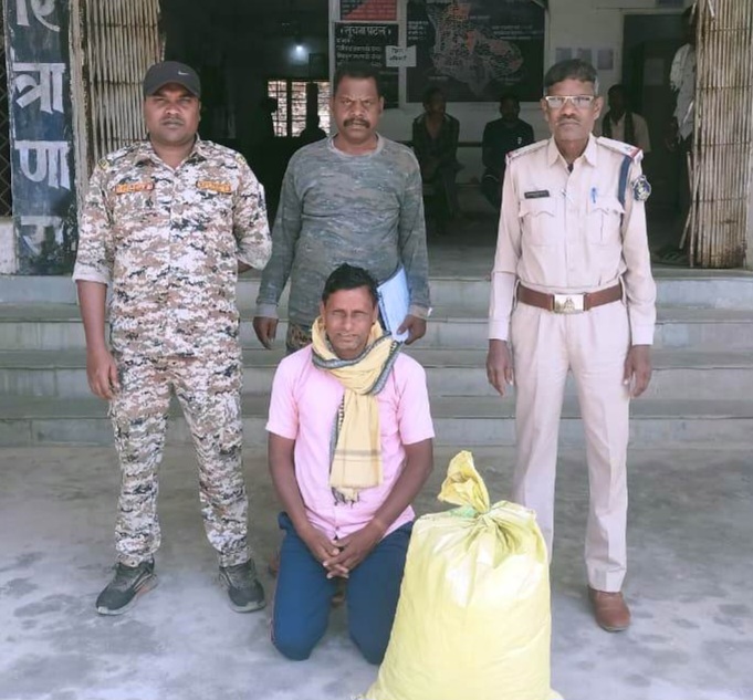 लैलूंगा :पुलिस की बड़ी कार्रवाई : 9 किलो गांजा जब्त, ओडिशा से तस्करी कर लाने वाला आरोपी गिरफ्तार