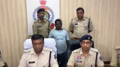 रायगढ़ में अवैध संबंध का खूनी अंत : दोस्त बना कातिल, 12 घंटे में पुलिस ने सुलझाई मर्डर मिस्ट्री…