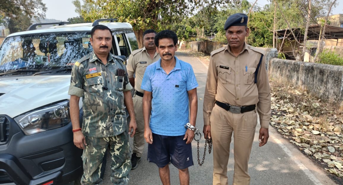 जशपुर : पत्नी को पीटकर मारा, अस्पताल में झूठ बोला, गांव लाकर जलाने की कर रहा था तैयारी – लेकिन पुलिस ने साजिश कर दी नाकाम…