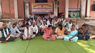 लैलूंगा सचिव संघ अध्यक्ष का सरकार पर सीधा वार- “मोदी के वादे सिर्फ चुनावी जुमला, जब तक शासकीयकरण नहीं, तब तक आर-पार की लड़ाई!”…