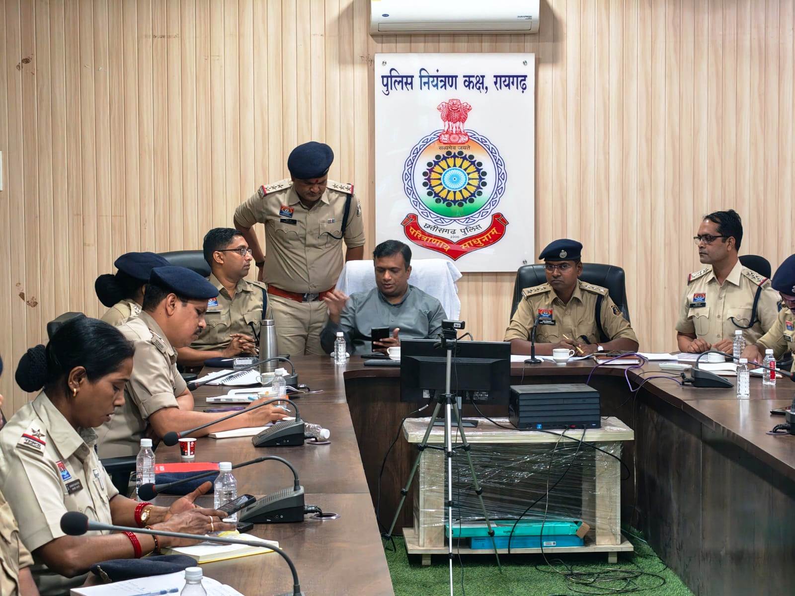 आईटी एक्ट और साइबर फ्रॉड पर रायगढ़ पुलिस के लिए विशेष कार्यशाला आयोजित…