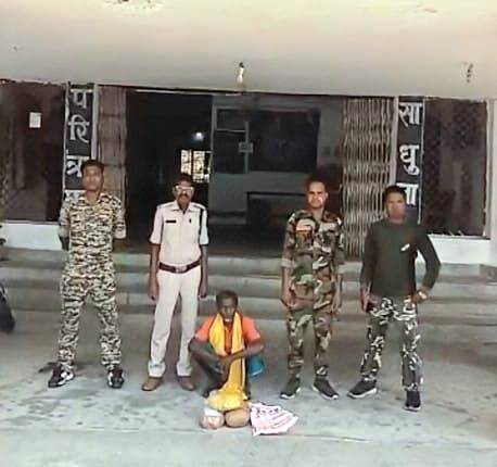 ओडिशा से लैलूंगा पहुंचा गांजा सप्लायर चढ़ा पुलिस के हत्थे ;2 किलो 250 ग्राम गांजा बरामद, NDPS एक्ट के तहत आरोपी गिरफ्तार…
