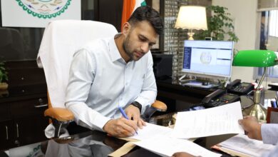 रायगढ़ में प्रशासनिक हलचल : मयंक चतुर्वेदी ने संभाला कलेक्टर का पद, बदलाव की आंधी के संकेत…!