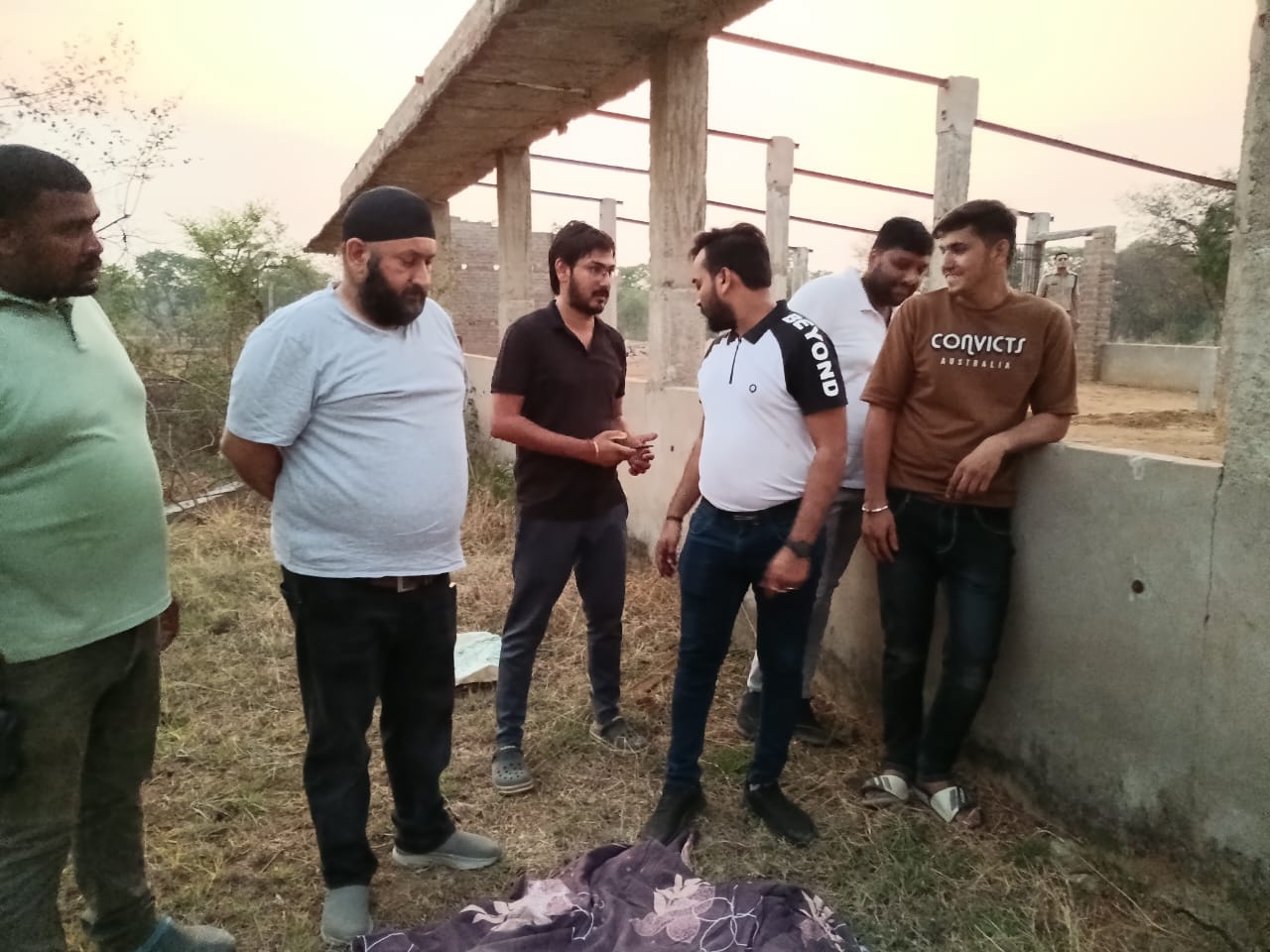 पत्थलगांव : पुलिस का बड़ा एक्शन, निर्माणाधीन मकान के पीछे चल रहा था जुए का अड्डा, 63 हजार से अधिक की नगदी जब्त…