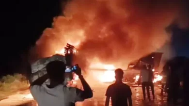 भीषण टक्कर के बाद जलती रही गाड़ियां, रायगढ़-खरसिया हाईवे पर रातभर तांडव! फायर ब्रिगेड भी बनी देरी का शिकार…