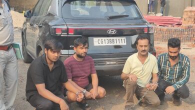 खरसिया में पुलिस पर हमला! शासकीय कार्य में बाधा डालने वाले चार आरोपियों को पुलिस ने धरदबोचा, न्यायिक रिमांड पर भेजे गए…