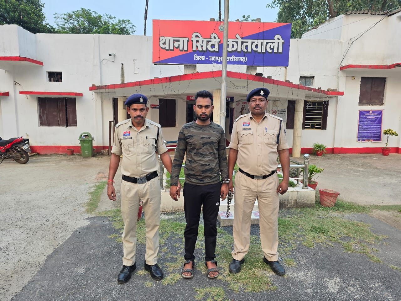 ऑपरेशन ‘अंकुश’ की बड़ी सफलता – शातिर बाइक चोर मोहम्मद चांद आखिरकार चढ़ा पुलिस के हत्थे…