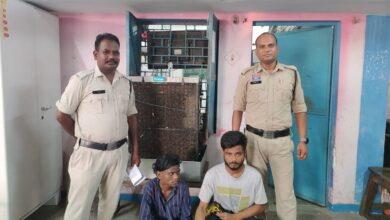 जूटमिल में अपहरण, लूट और मारपीट की घटना का पुलिस ने किया चौंकाने वाला खुलासा : चंद घंटों में चारों आरोपी सलाखों के पीछे, लूटी बाइक और मोबाइल बरामद…