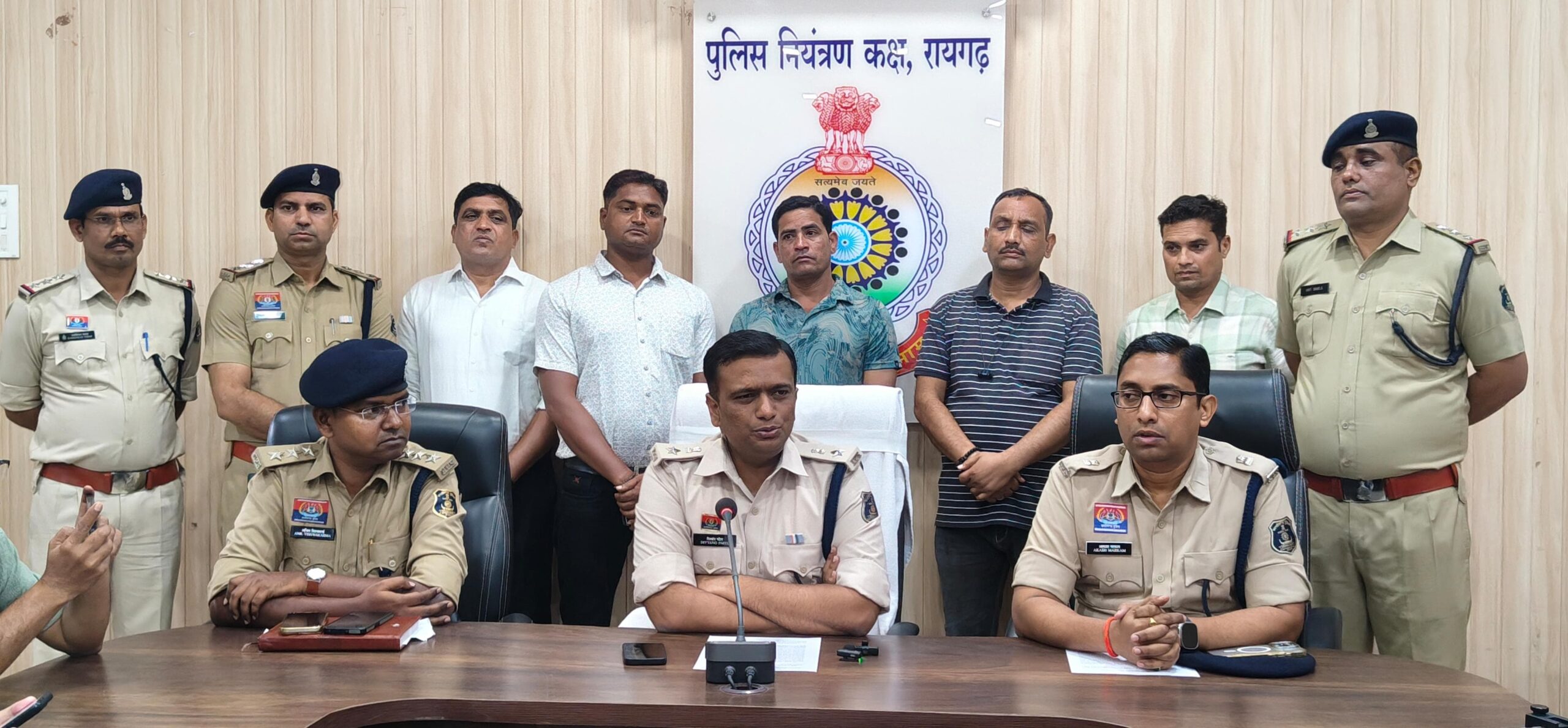भारत रत्न डॉ. भीमराव अंबेडकर की प्रतिमा पर मिट्टी लगाने वाले दो आरोपी गिरफ्तार…
