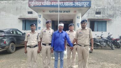 🐄 गौ-तस्करी पर ‘ऑपरेशन शंखनाद’ का वार : जशपुर पुलिस ने 14 गौवंश कराए मुक्त, बोलेरो जब्त, एक तस्कर गिरफ्तार…