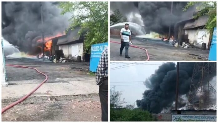 रायपुर की फैक्ट्री में भीषण आग : लापरवाही की चिंगारी ने निगल ली करोड़ों की मेहनत! उद्योग जगत की “सुरक्षा” फिर सवालों के घेरे में…