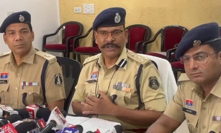 रायपुर ट्रंक मर्डर केस : ‘वकील’ बना ‘कातिल’ मकान की लालच में रची किशोर की हत्या की खौफनाक साजिश!… रायपुर ट्रंक मर्डर केस : ‘वकील’ बना ‘कातिल’ मकान की लालच में रची किशोर की हत्या की खौफनाक साजिश!…