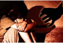 रायपुर की शर्मनाक तस्वीर: काम का झांसा देकर मजदूर महिला से दरिंदगी, 16 घंटे तक बंधक बनाकर दुष्कर्म ;धरसींवा से दिल दहला देने वाली वारदात, दोनों आरोपी गिरफ्तार…