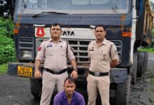 ट्रेलर नंबर की नकल कर वाहन चला रहा था पड़ोसी, कोतरारोड़ पुलिस ने धोखाधड़ी का किया भंडाफोड़…