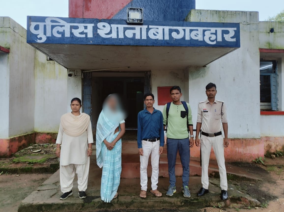 जशपुर पुलिस का बड़ा कमाल: “ऑपरेशन तलाश” में 110 गुम इंसान बरामद, अब “ऑपरेशन मुस्कान” से बच्चों को लौटाई जा रही मुस्कान…