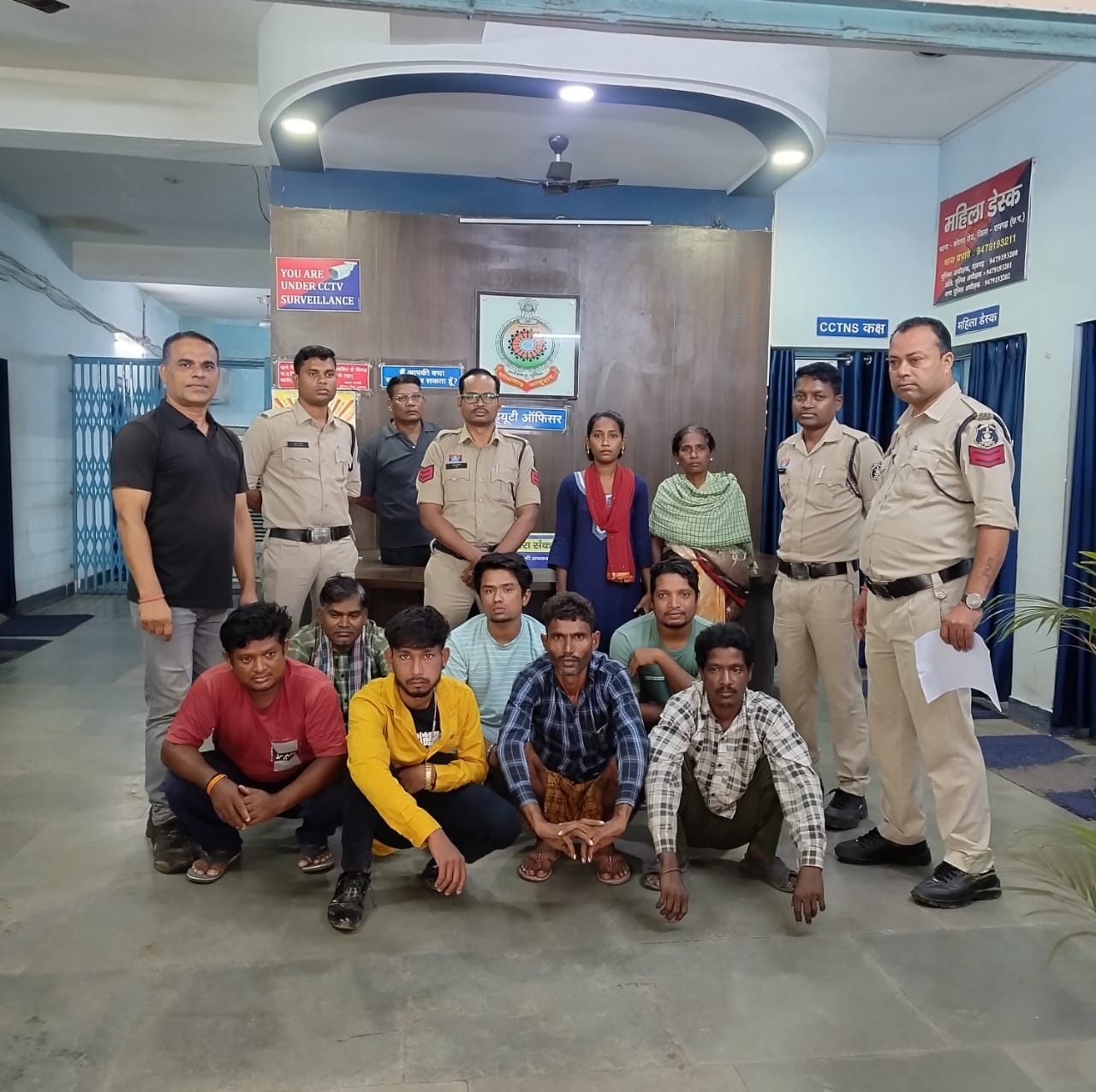 कोतरारोड़ पुलिस का सख्त एक्शन – मारपीट के 9 वारंटियों सहित 11 गिरफ्तारी वारंट तामील, सभी आरोपियों को अदालत में पेश किया… कोतरारोड़ पुलिस का सख्त एक्शन – मारपीट के 9 वारंटियों सहित 11 गिरफ्तारी वारंट तामील, सभी आरोपियों को अदालत में पेश किया…
