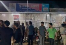 “तू मीडिया वाला है?” – राजधानी रायपुर में पत्रकारों पर हमला, कैमरा नाली में फेंका, मारपीट कर लहूलुहान किया गया!…