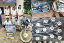 जशपुर पुलिस ने कफ सिरप माफिया की कमर तोड़ी, झारखंड से लाई जा रही 228 शीशियां ज़ब्त, दो गिरफ्तार…