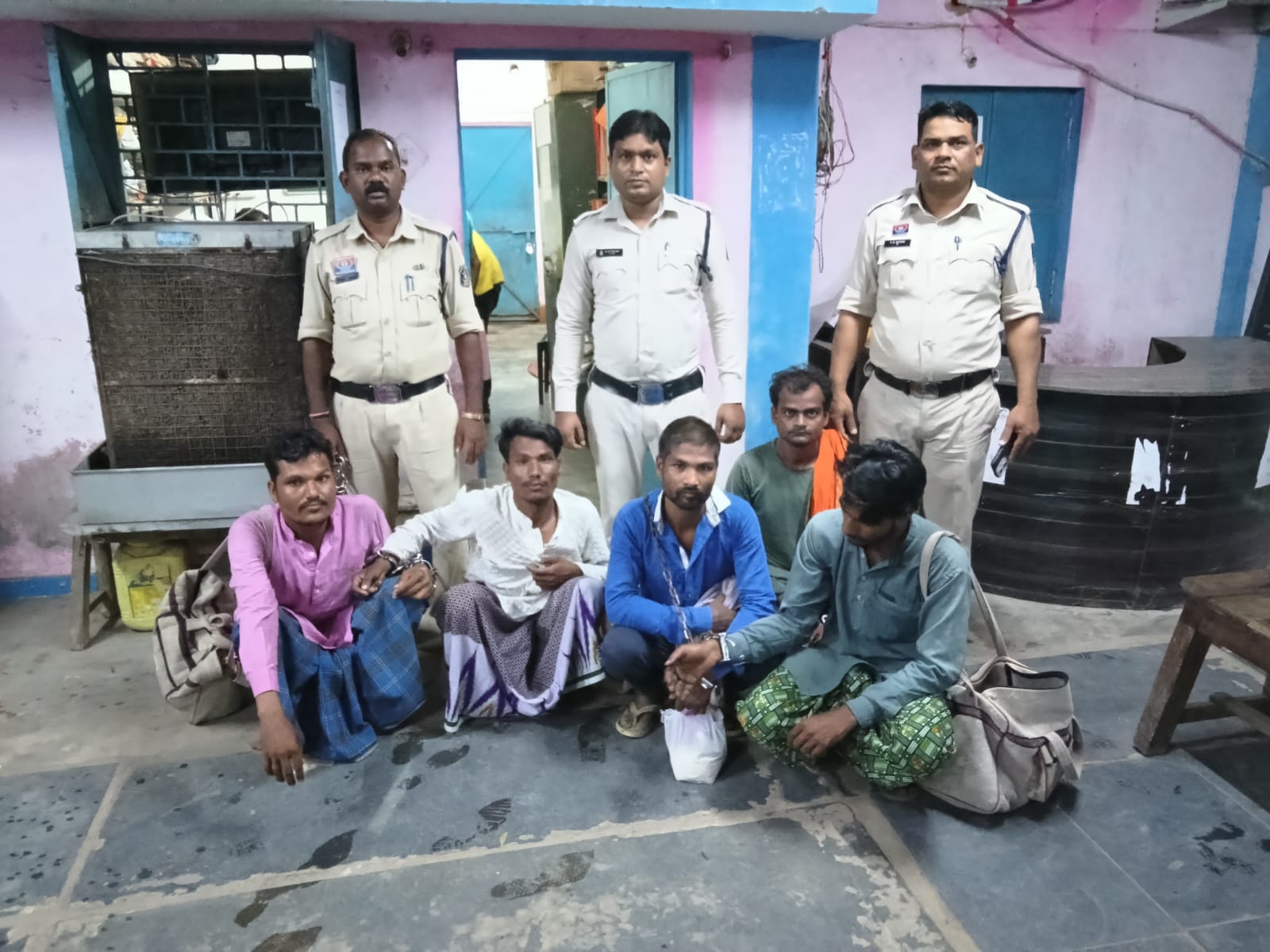 झगड़ा–विवाद करने वाले पांच व्यक्तियों पर जूटमिल पुलिस की कार्रवाई, धारा 170 BNSS के तहत भेजा गया जेल…