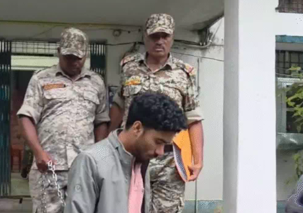 कोंडागांव: नाबालिग से दुष्कर्म मामले में दो युवक गिरफ्तार… कोंडागांव: नाबालिग से दुष्कर्म मामले में दो युवक गिरफ्तार…