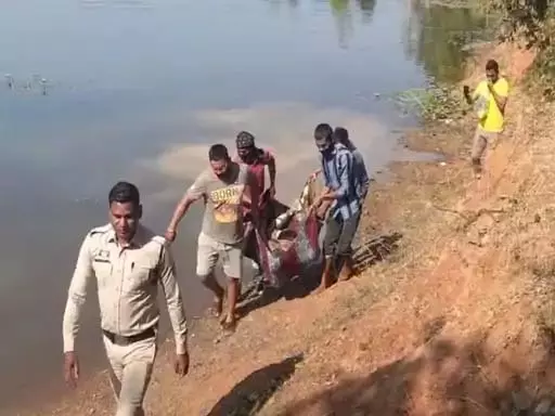 बिलासपुर में ‘खूनी इश्क’ का खौफनाक अंजाम : पोल्ट्री फार्म संचालक की पसलियां तोड़ीं, फिर पत्थरों से शव बांधकर तालाब में डुबोया…