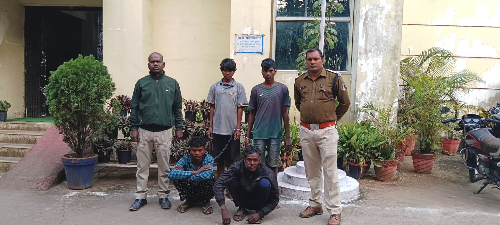 मौत का ‘हाई-वोल्टेज’ ड्रामा : जंगली सुअर के लिए बिछाया था करंट का जाल, खुद फंसकर तड़प-तड़प कर मरे दो शिकारी…