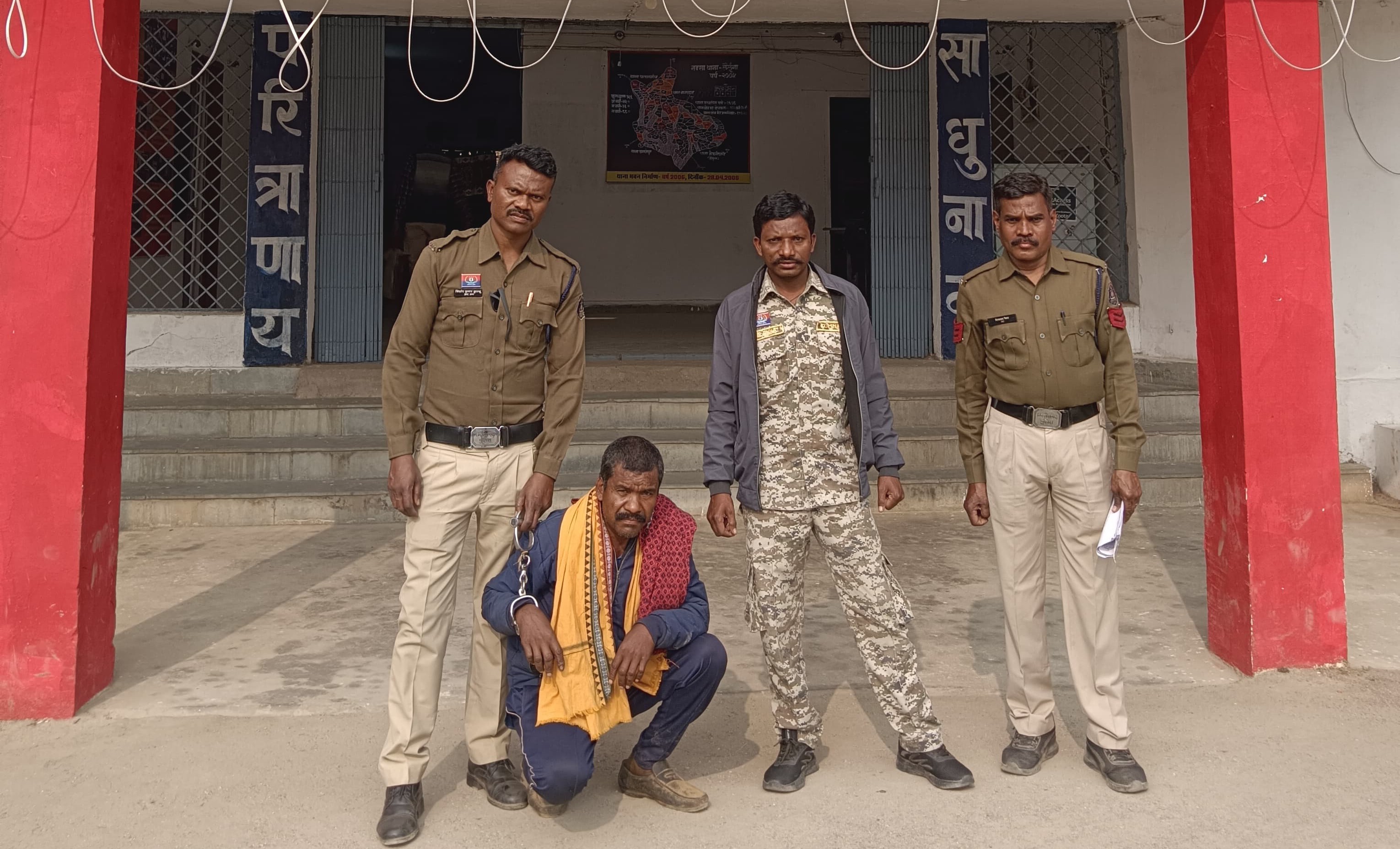 लैलूंगा पुलिस का ‘ऑपरेशन क्लीन’ :&nbsp; मवेशी तस्कर गिरफ्तार, 8 गौवंश मुक्त…