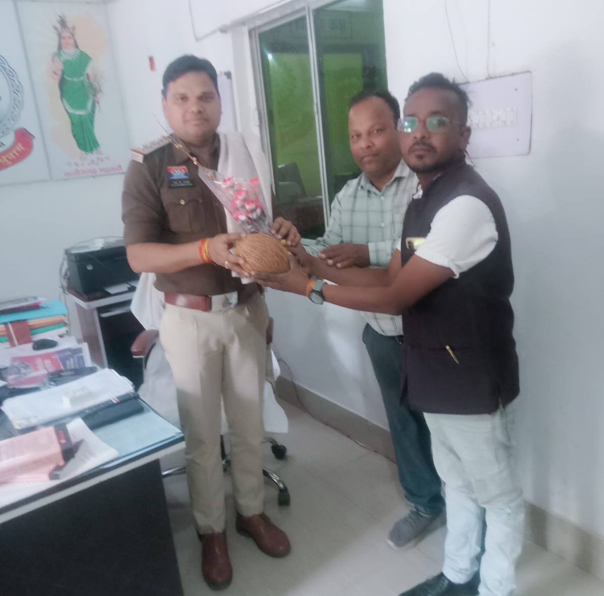 बिलाईगढ़ थाना को मिला नया नेतृत्व थाना प्रभारी चंद्रवंशी ने संभाला कार्यभार पत्रकारों ने की सौजन्य मुलाकात